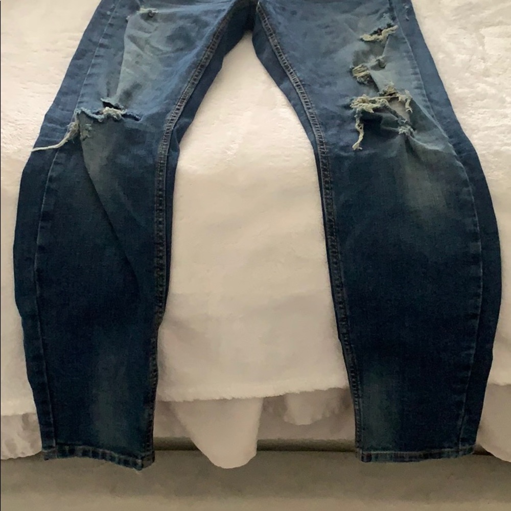 Zara Ripped Skinny Jeans - Picture 5 of 5